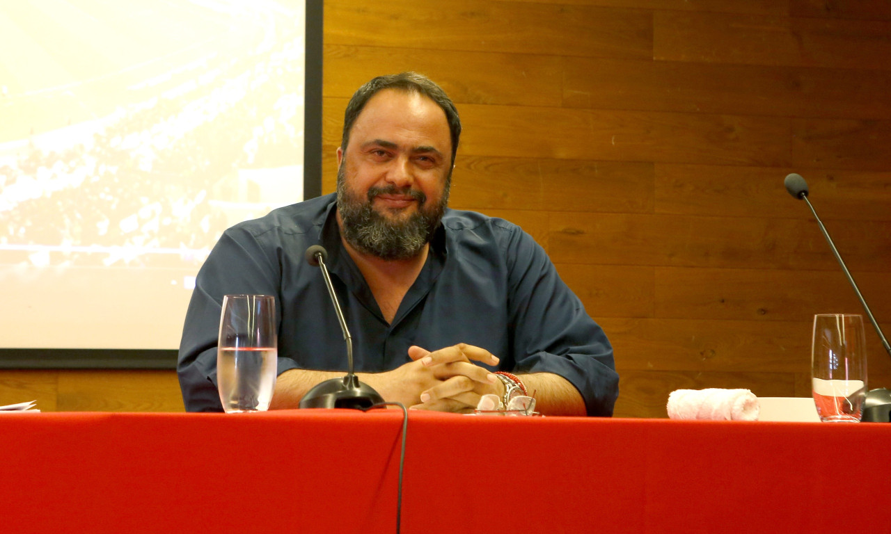 Μαρινάκης: «Όποιος δεν πονάει τη φανέλα δεν έχει θέση στον Ολυμπιακό»