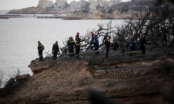 Φωτιά τώρα - Δεν έχει τέλος η τραγωδία: Στους 76 οι νεκροί από τις φονικές πυρκαγιές στην Αττική