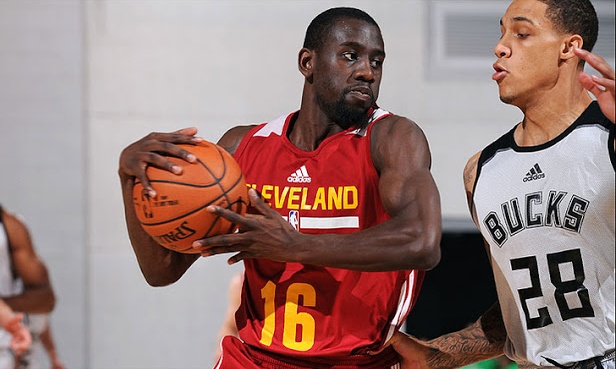 Ανακοίνωσε Πόιντερ ο Πανιώνιος