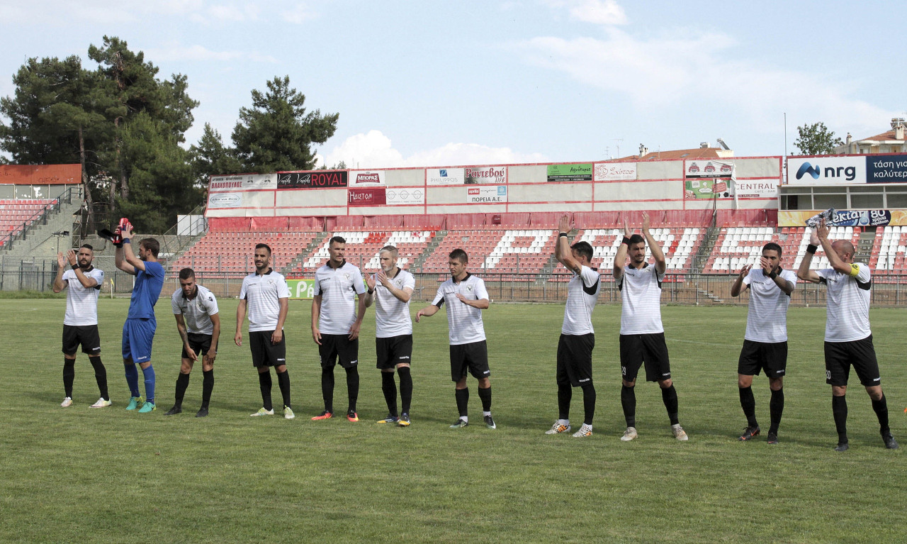 Δόξα Δράμας: «Τσουνάμι» ανανεώσεων