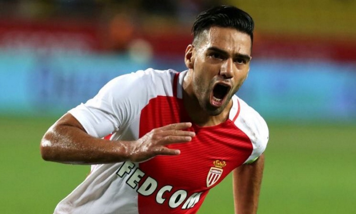 «Η Κίνα... περιμένει τον Φαλκάο τον Ιανουάριο»