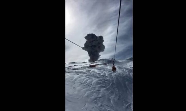 Πρώτη θέση στην... έκρηξη ηφαιστείου (video)