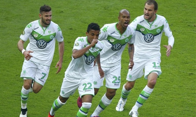 «Τρίποντο» στις καθυστερήσεις για τη Βόλφσμπουργκ