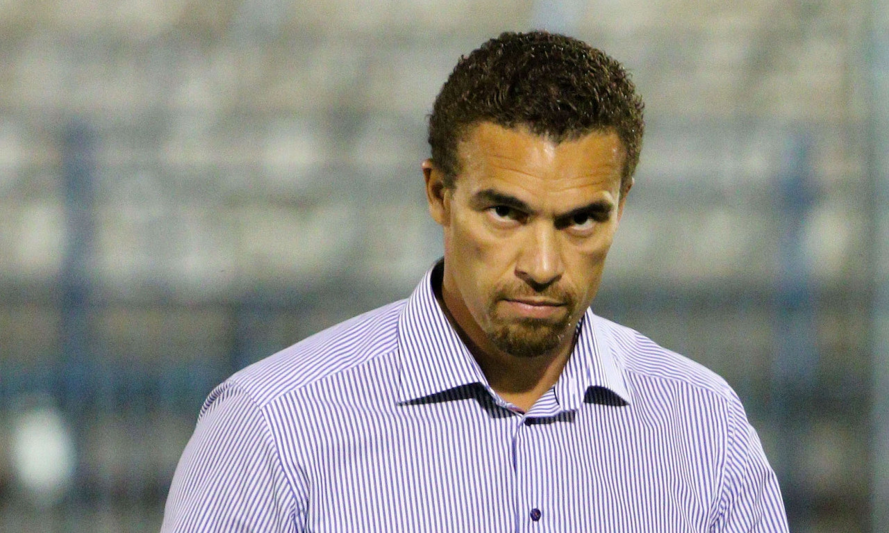 Απόλλων Σμύρνης: «Σύννεφα» για Ίσμαελ