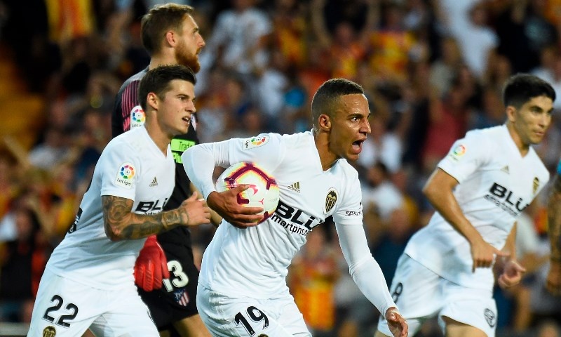 «Διπλό» για «νυχτερίδες»