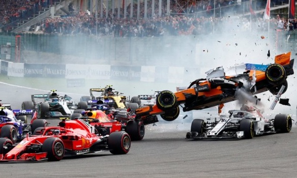 Απίστευτο ατύχημα στην Φόρμουλα 1, «απογειώθηκε» ο Αλόνσο! (video)