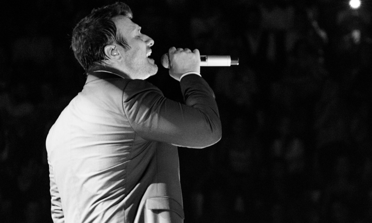 Αποθεώθηκε στη Ζάκυνθο ο Γιάννης Πλούταρχος (photos)