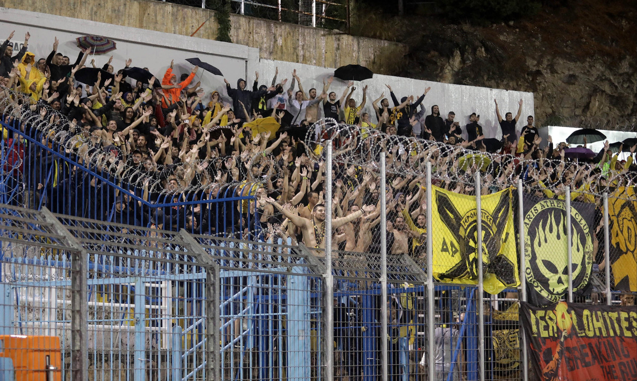Άρης: «Τρέλα» οπαδών για διαρκείας