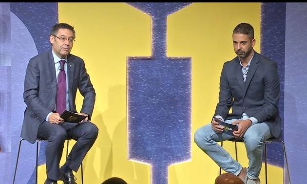 Ναβάρο: Λύγισε σε… ανατριχιαστικό standing ovation (video)