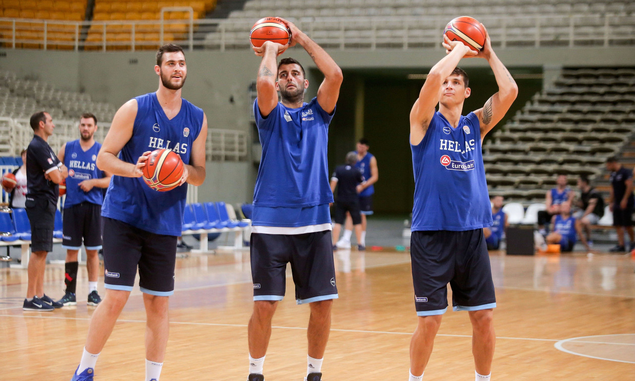 Χωρίς Λαρεντζάκη και Παπαγιάννη η Ελλάδα με Μαυροβούνιο