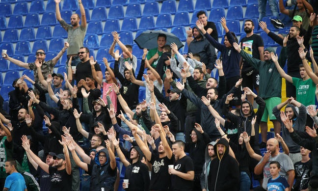 Ατρόμητος-Παναθηναϊκός: Συνθήματα και πανό κατά Αλαφούζου στο Περιστέρι (photo)