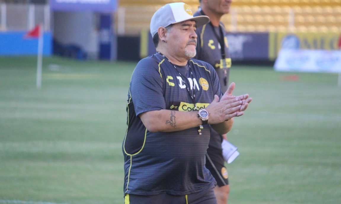 Μαραντόνα: «Ήρθα για να δουλέψω, παλιά δεν ήξερα τι είναι μαξιλάρι» (photos+videos)