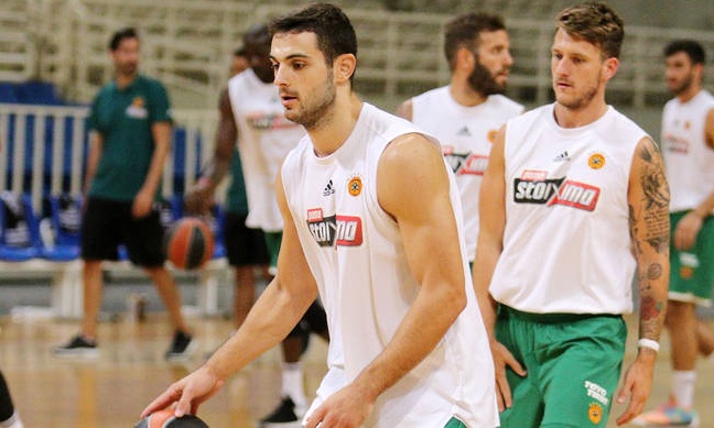 Παναθηναϊκός ΟΠΑΠ: Με το Νο10 του πατέρα του ο Παπαπέτρου (video&photo)