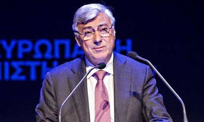 Λεκκάκος: «Θα εξέταζα μία συγκεκριμένη πρόταση»