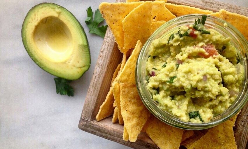 Guacamole με nachos