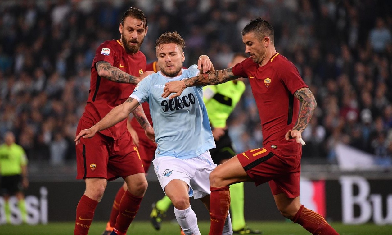 Στα δύο η Ρώμη