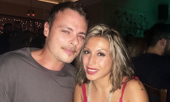 Ο Νίκος Μίχας διασκέδασε στην Μαρία Καρλάκη