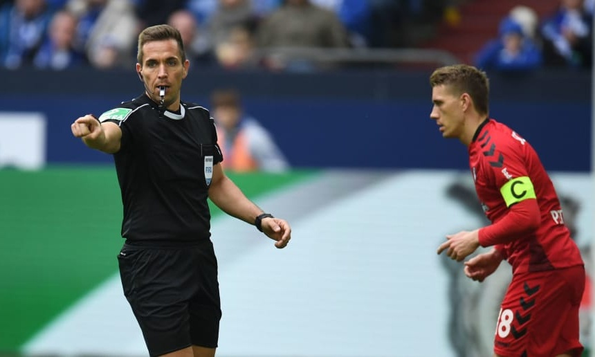 Ο Στίλερ σφυρίζει την Εθνική