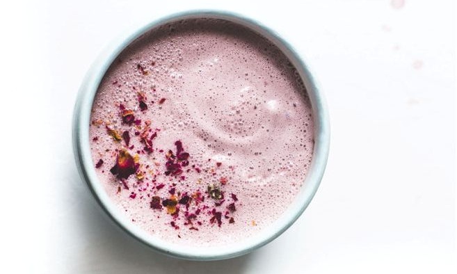 «Moon milk» για να κάνεις έναν ύπνο… like a Pro!