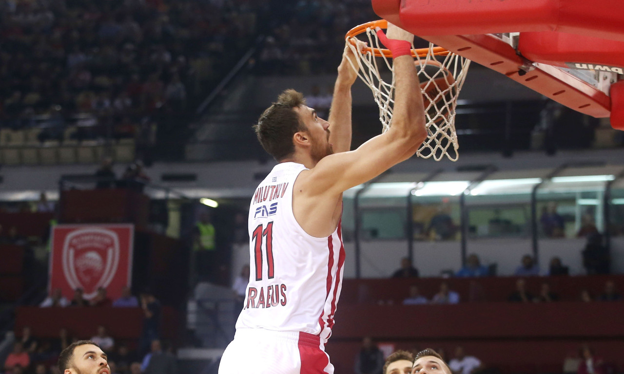 Ολυμπιακός-Αρμάνι Μιλάνο: Γκος πασάρει, Μιλουτίνοφ καρφώνει (video)