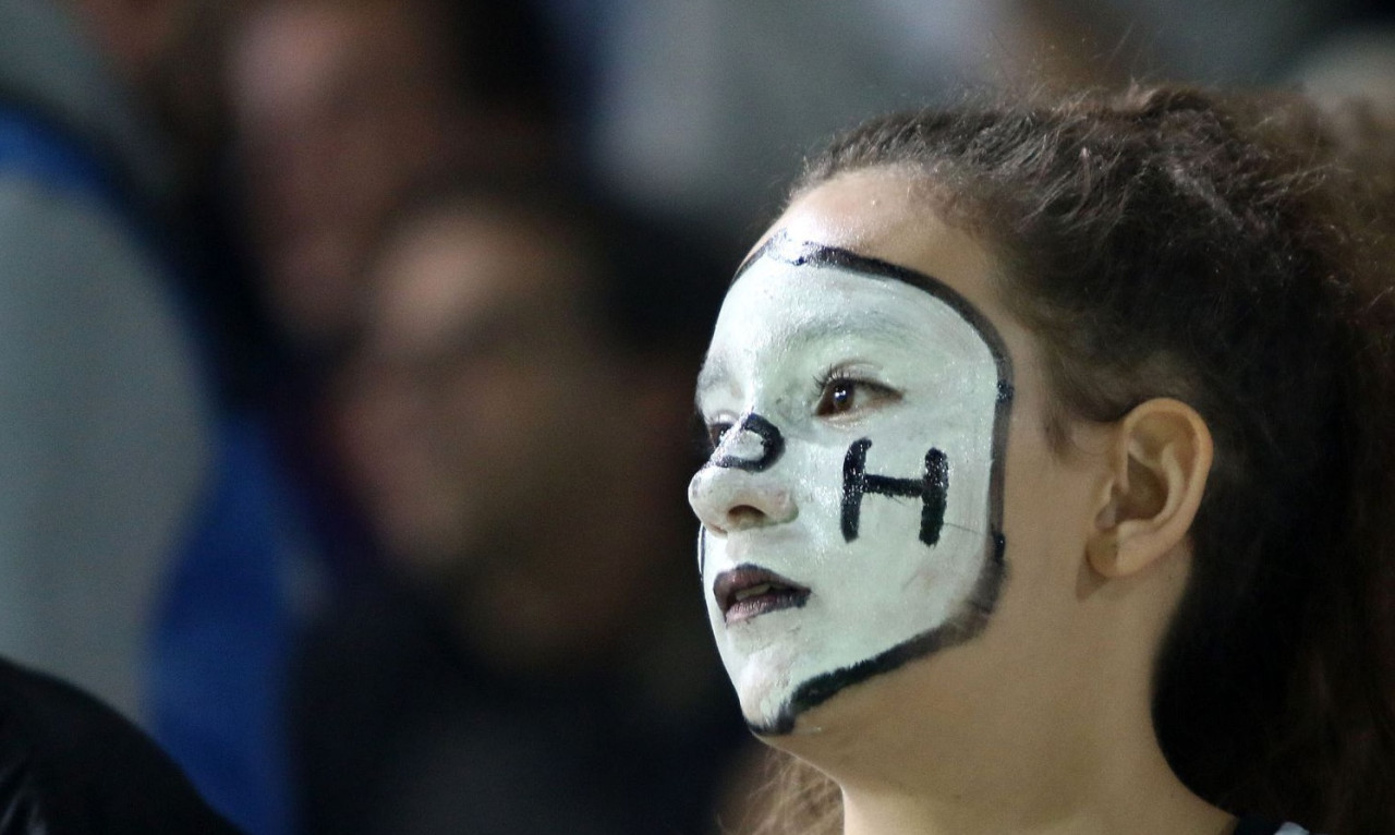 ΟΦΗ: Μυθικό βίντεο από τα αποδυτήρια μετά τη νίκη με Ολυμπιακό (video)