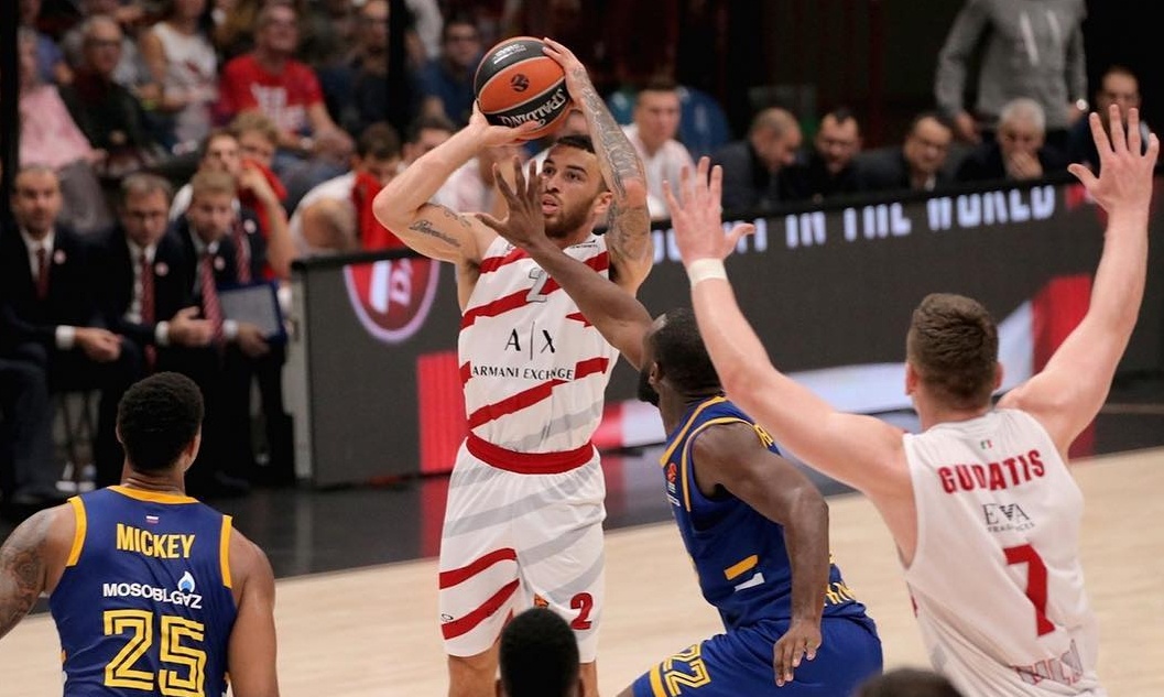 Euroleague: Το μήνυμα του Τζέιμς για τη νίκη κόντρα στη Χίμκι (photo)