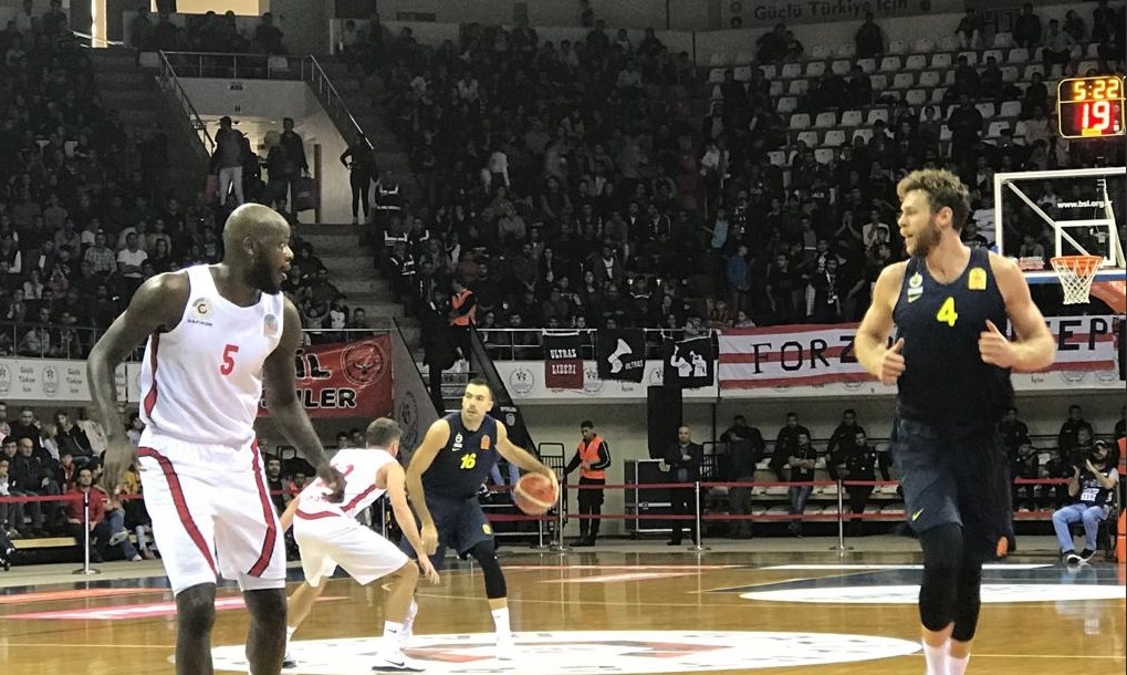 Φενέρμπαχτσε: Νίκη-γιατρικό μετά την Εφές, με… άχαστο Σλούκα!