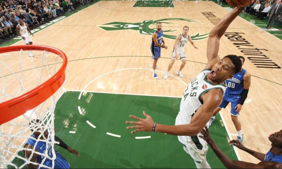 Τα highlights του Giannis κόντρα στους Μάτζικ! (vid)