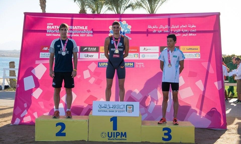 Ο Άγγελος Βασιλείου στην κορυφή του κόσμου!