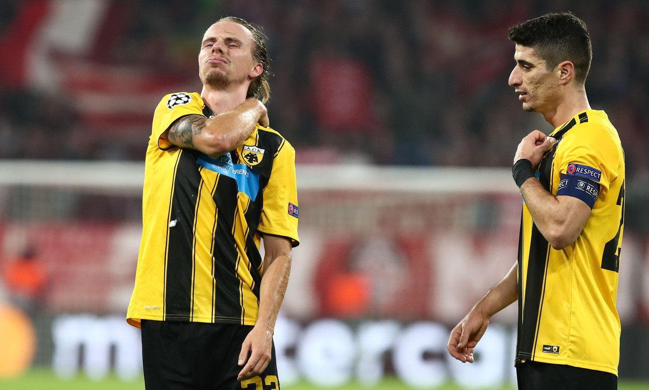 ΑΕΚ: Επεισόδιο Τσόσιτς-Χουλτ, του τράβηξε την κοτσίδα! (video)