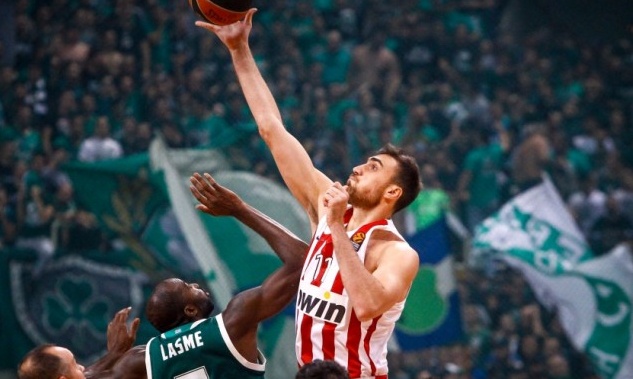 Παναθηναϊκός ΟΠΑΠ-Ολυμπιακός: Το κάρφωμα του Μιλουτίνοφ (video)