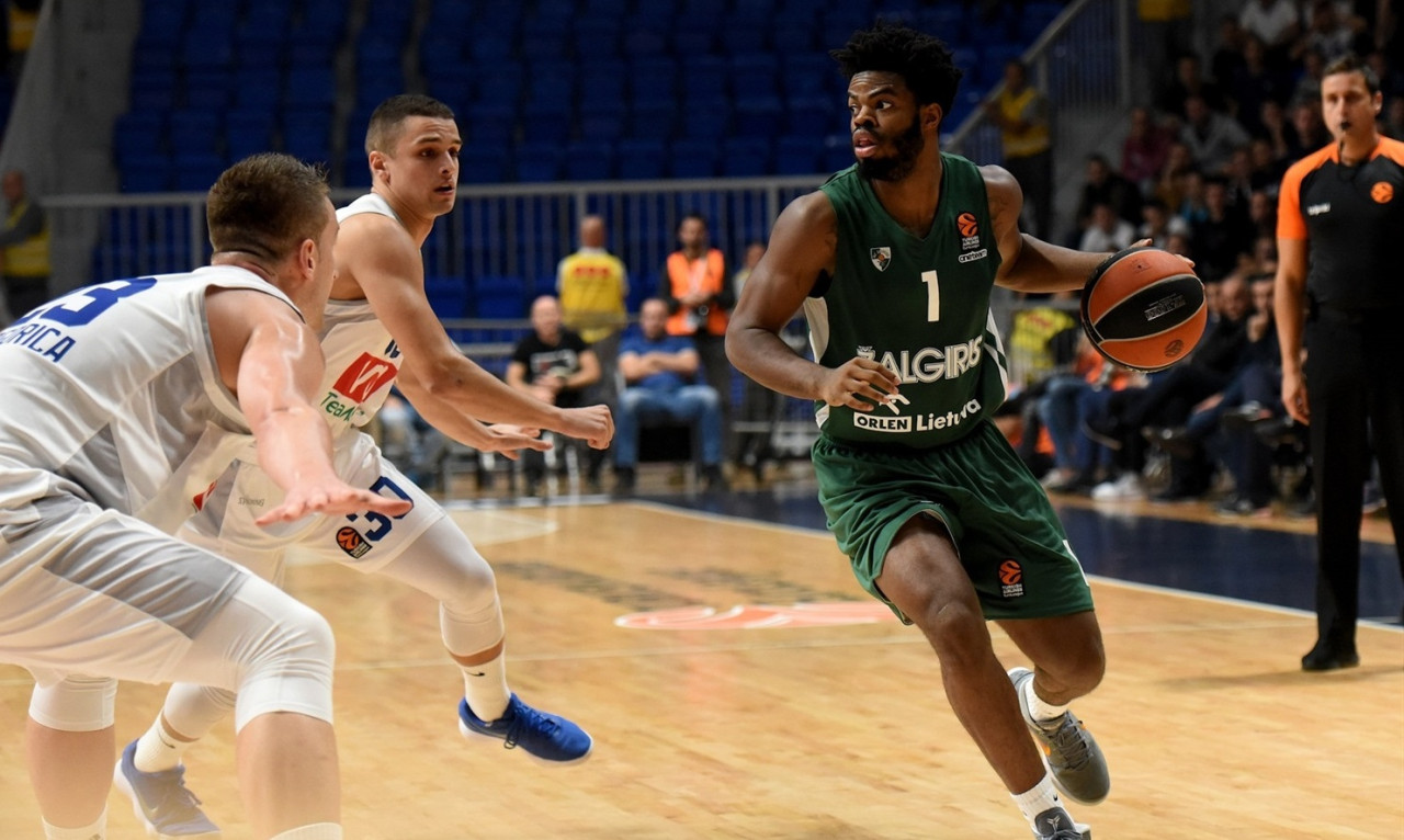 Μπούντουτσνοστ-Ζαλγκίρις Κάουνας 60-72: Τη βύθισε ακόμα πιο πολύ (photos)