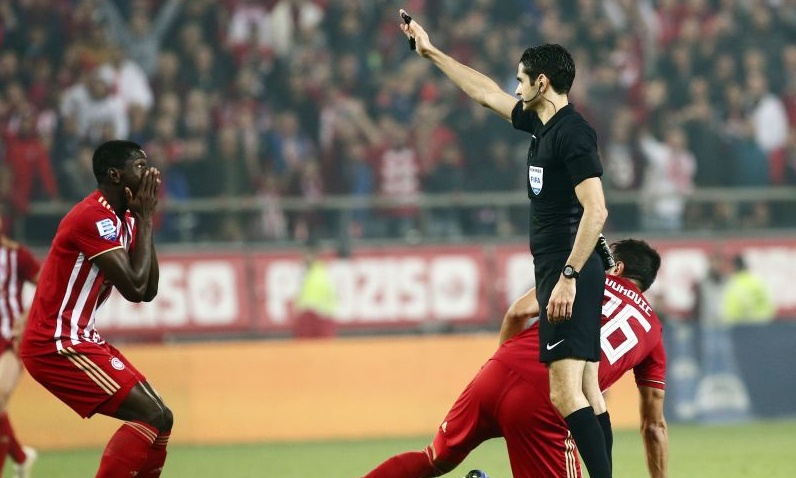 Ολυμπιακός: «Θεοδωρίδης και UEFA… ξέρουν ποιους στέλνουν»