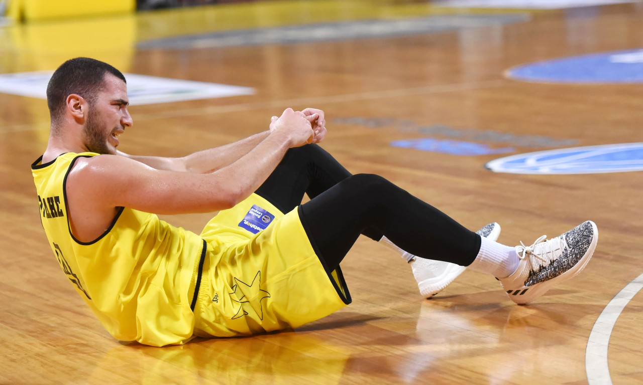 Άρης: Πρόβλημα με Αγγέλου, Μποχωρίδη