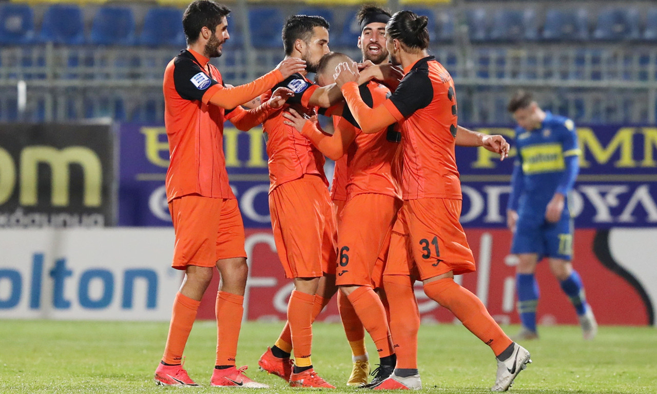 Ξάνθη: Ατομικό οι Σιλά, Μπρίτο