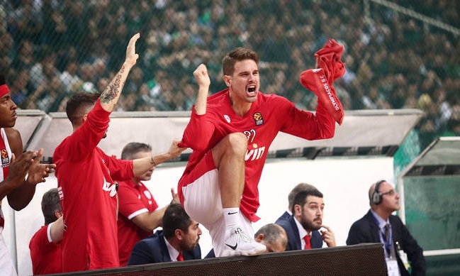 Παναθηναϊκός ΟΠΑΠ – Ολυμπιακός: Τα άκουσε ο... προκλητικός Μπόγρης (video)