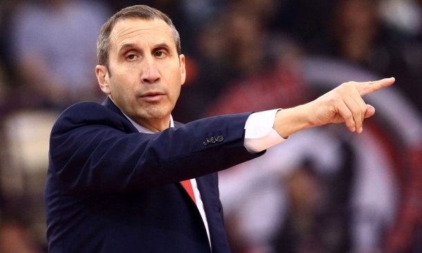 Μπλατ: «Χαρούμενος από την προσέγγιση του ματς»