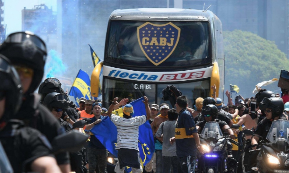 Βίντεο που σοκάρει μέσα από το πούλμαν της Μπόκα Τζούνιορς (video)