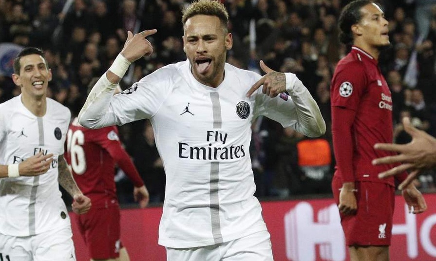 Το ιστορικό γκολ του Νεϊμάρ (video)