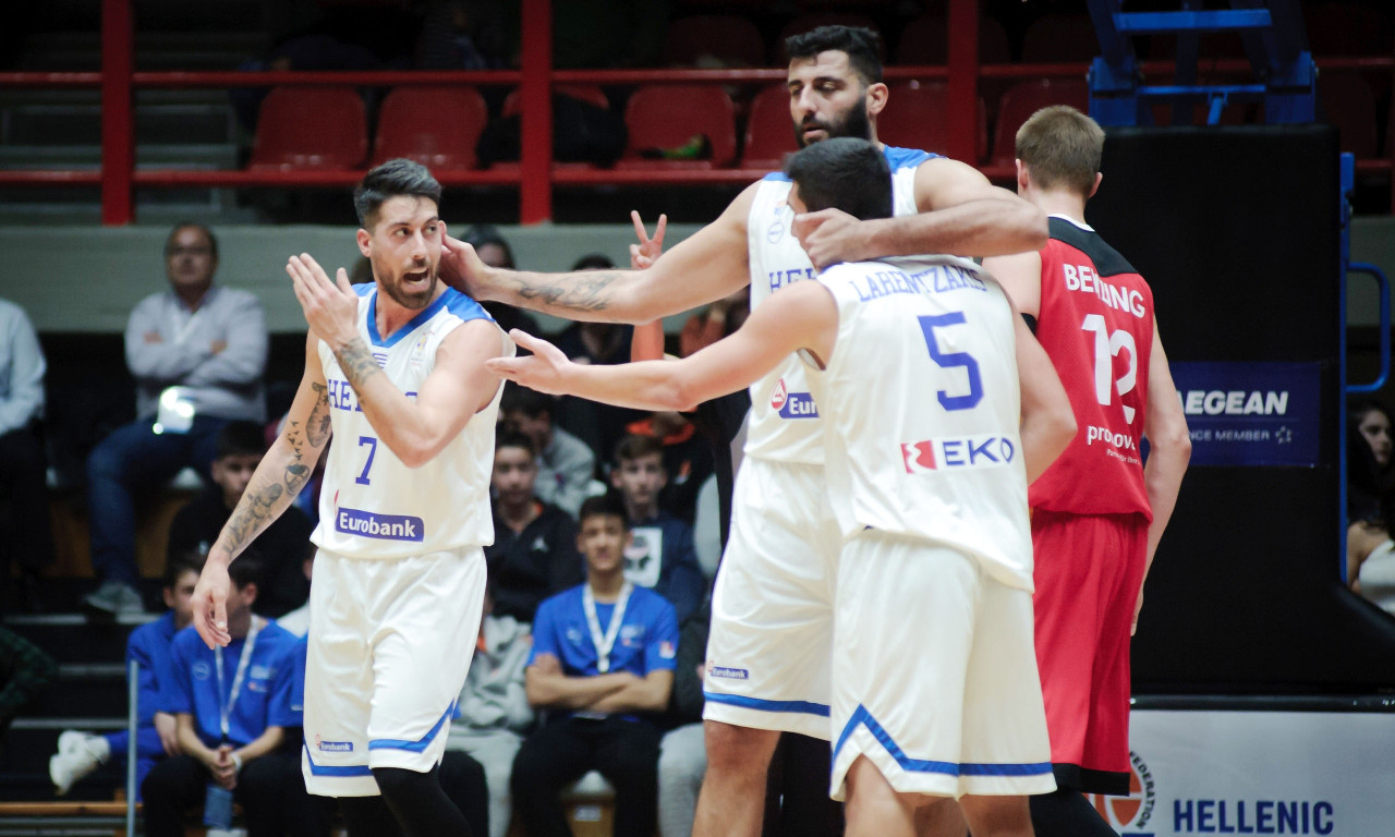 Προκριματικά Παγκοσμίου Κυπέλλου: Τρομερός Μπουρούσης, αήττητη Εθνική (videos)