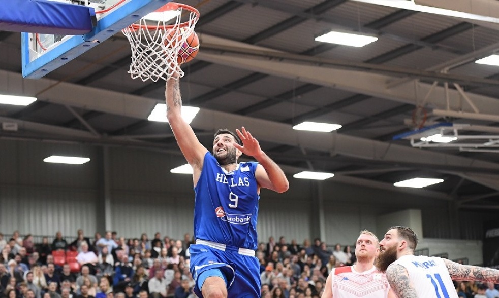 Μπουρούσης: «Πολλοί δεν πίστεψαν αυτή την ομάδα»