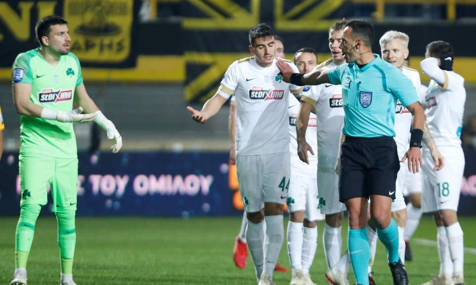 Άρης-Παναθηναϊκός: Η τρομερή επέμβαση του Διούδη στο πέναλτι του Γκάμα (photos, video)