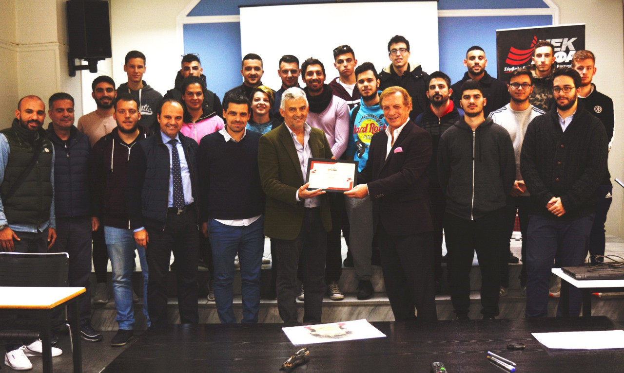 ΙΕΚ ΑΛΦΑ Αθήνας: Έμφαση στην εκπαίδευση του προπονητή στο σεμινάριο Προπονητικής με τον Σάκη Τσιώλη