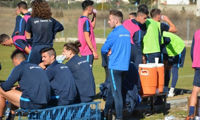 Λαμία: Προπόνηση με… μπάρμπεκιου και Μπεχαράνο (photos)