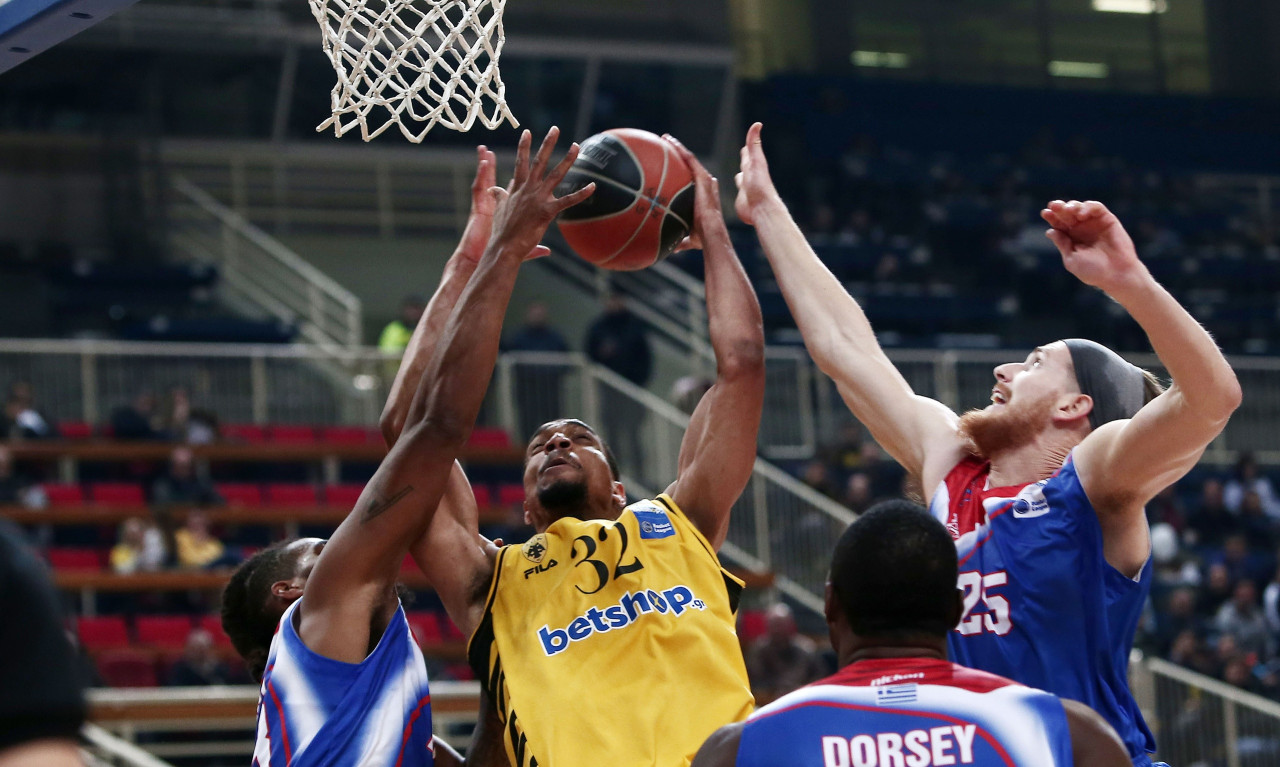 ΑΕΚ-Πανιώνιος 73-62: Ένας Χάντερ κι ένα... ξέσπασμα ήταν αρκετά! (photo)