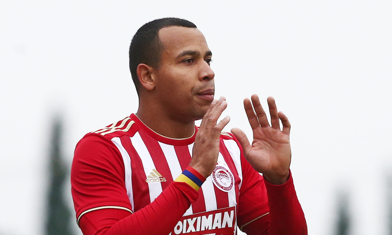 Ολυμπιακός: Ανακοινώθηκε ο Πάρντο στην Τολούκα (photos)