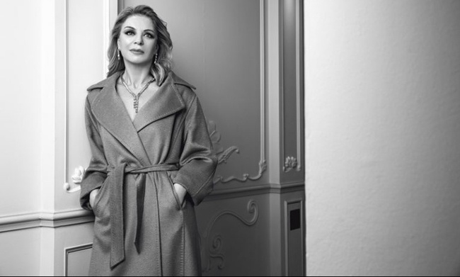 Η Έλλη Στάη παραδέχεται: «Ήμουν πάντοτε στο στόχαστρο…. Ξέρω καλά αυτό το παιχνίδι»