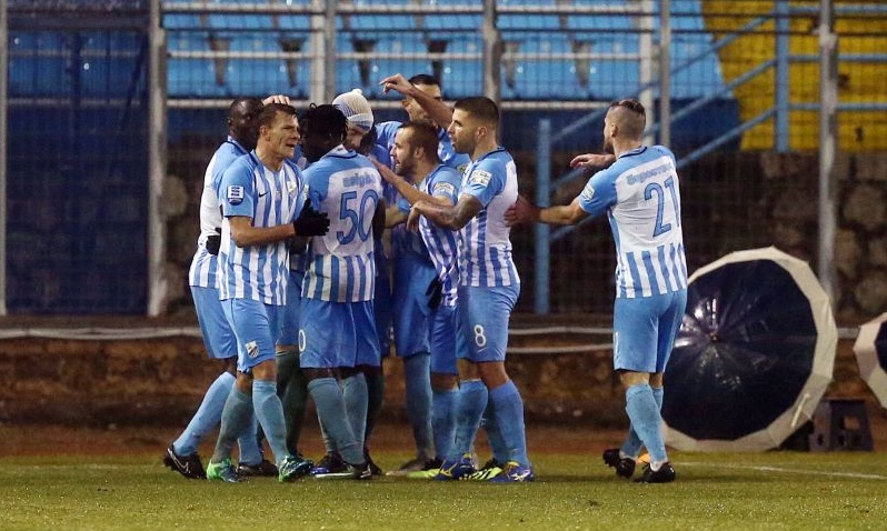 Ο ερωτιάρης παίκτης της Λαμίας που… έκλεψε την παράσταση (photo)