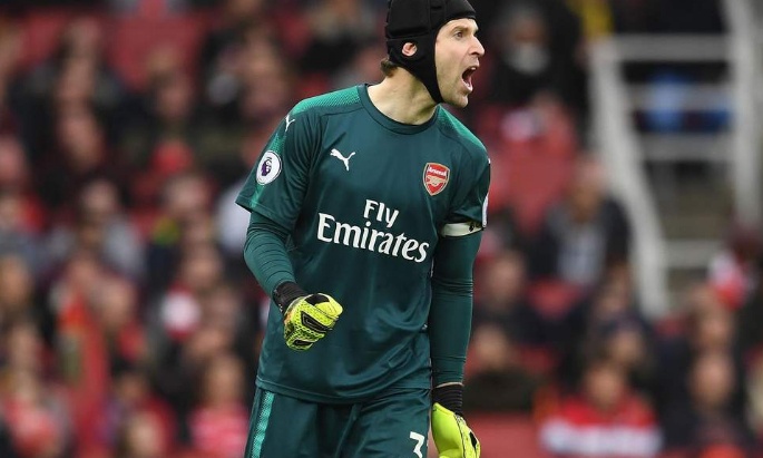 Κρεμάει τα… γάντια του ο Τσεχ! (photos & video)