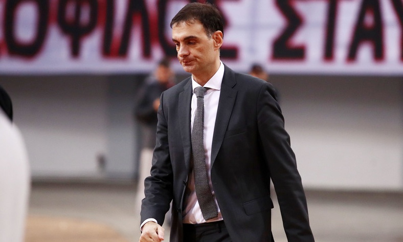 Ολυμπιακός-Χίμκι: Αποθέωση στο ΣΕΦ για Μπαρτζώκα (photos)